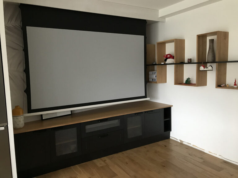 Projet Cécilia – Meuble TV et étagère au style industriel