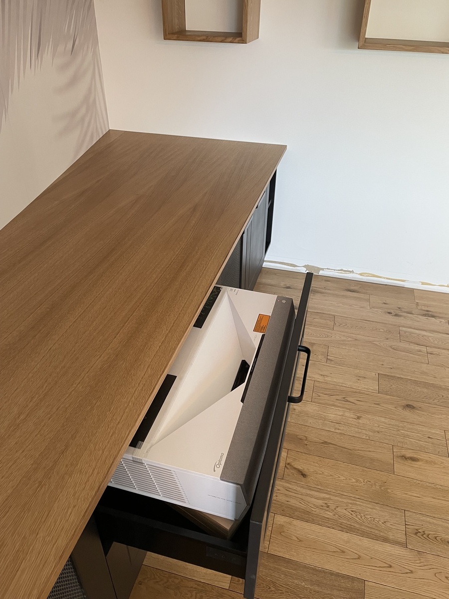 Projet Cécilia – Meuble TV et étagère au style industriel